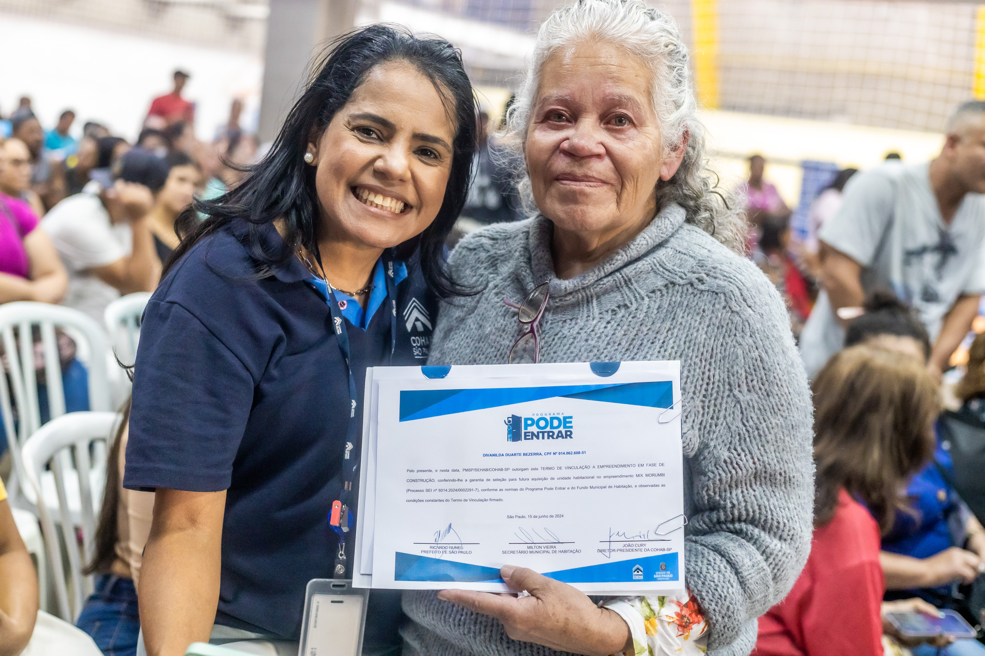 Prefeitura entrega 373 termos de vinculação aos futuros moradores do Mix Morumbi